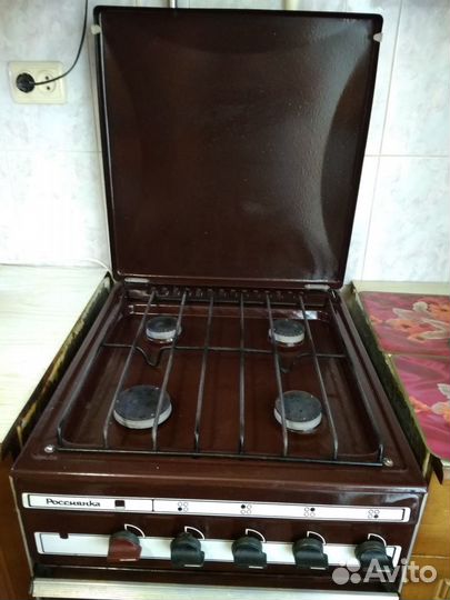Продам газовую плиту