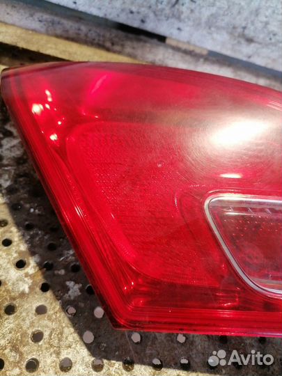 Фонарь задний левый Opel Astra J