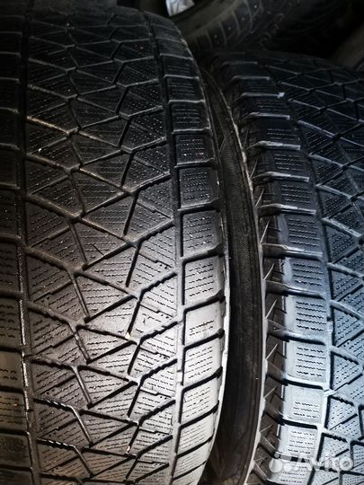 Bridgestone Blizzak DM-V2 225/65 R17