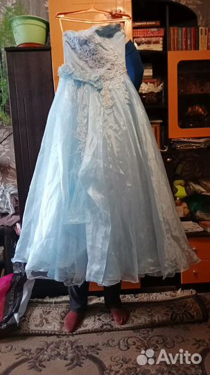 Платье женское.капрон расшито нежным шитьем