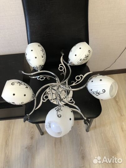 Люстра потолочная