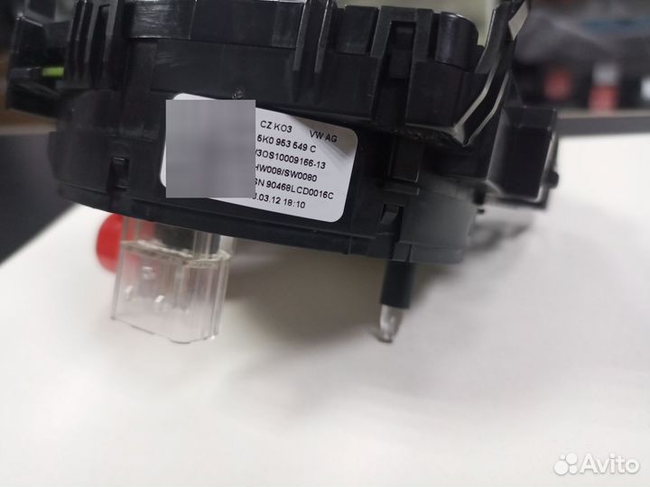 Шлейф со стрекозой VAG