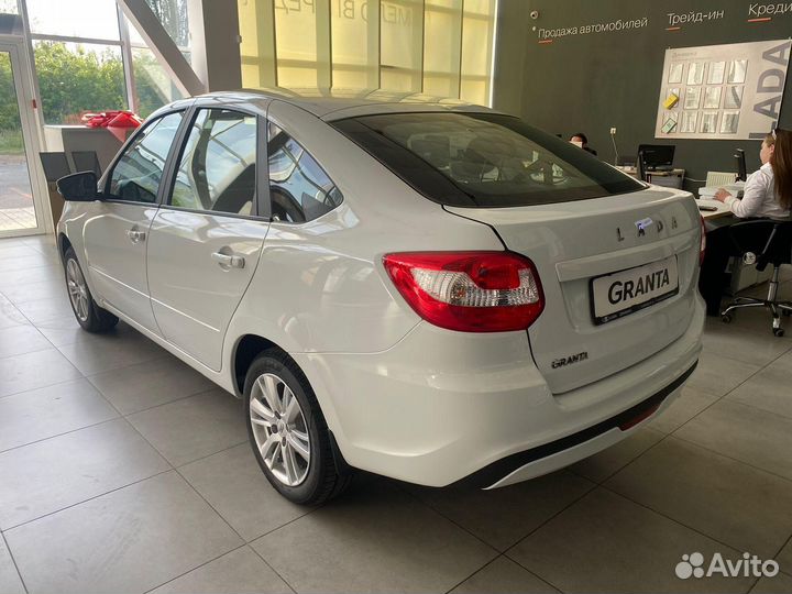 LADA Granta 1.6 МТ, 2023
