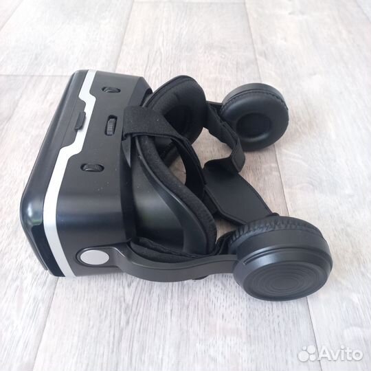 Очки виртуальной реальности Smarterra Sound Max