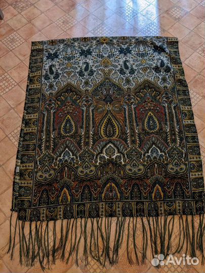 Палантин новый. 80 шерсть