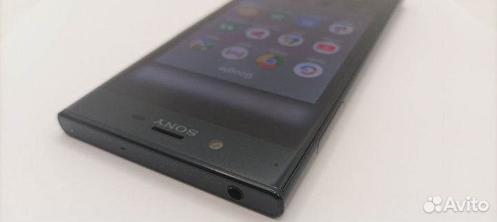 Sony Xperia XZ, 3/32 ГБ