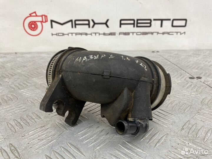 Б/У трубка воздухозаборника (патрубок, шланг)