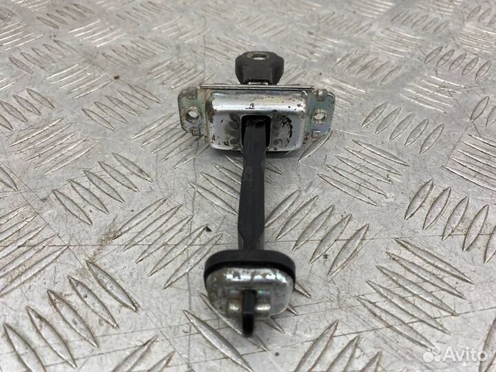 Б/У ограничитель двери передний правый Chevrolet