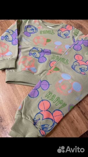 Новый костюм на девочку zara