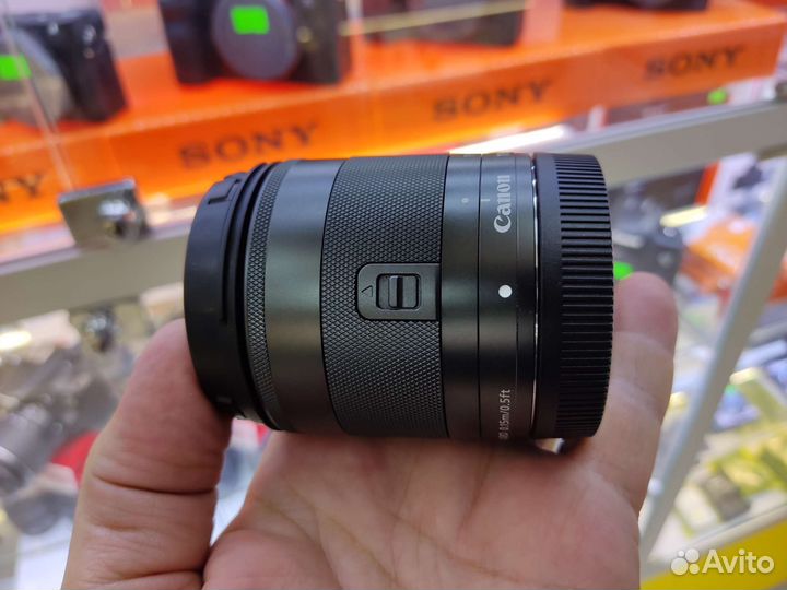 Canon EF-M 11-22mm f/4.0-5.6 IS STM витринный