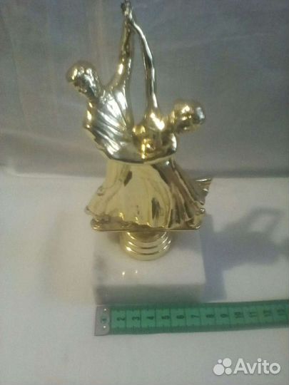 Спортивные кубки