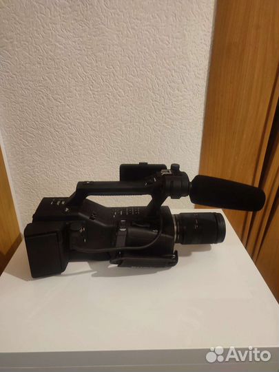 Видеокамера Sony NEX-EA50