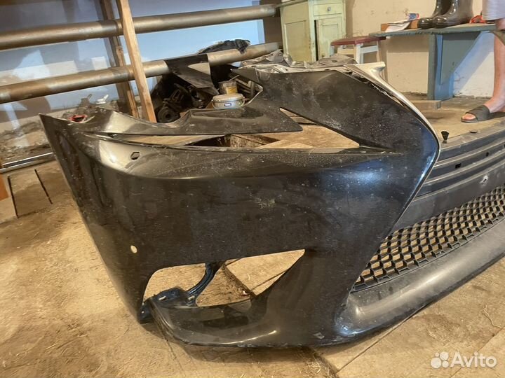 Бампер передний на lexus is250