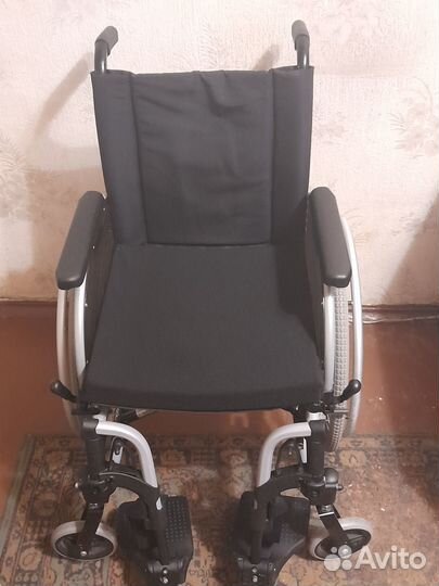 Инвалидное кресло коляска