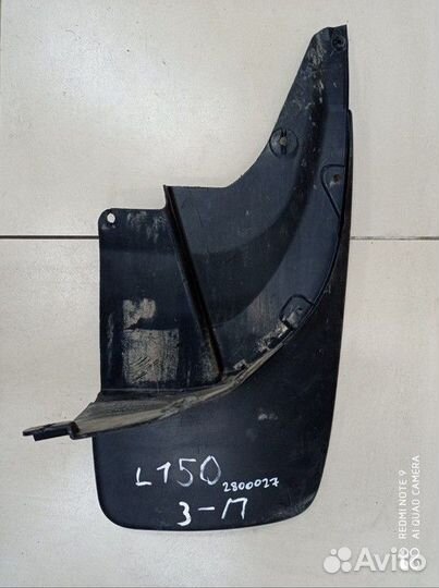 Брызговик задний правый Toyota Land Cruiser Prado