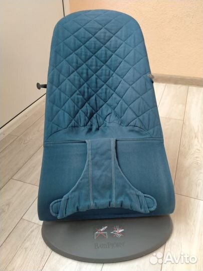 Кресло шезлонг babybjorn