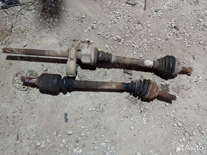 Привод полуось Peugeot 307 МКПП 1.6