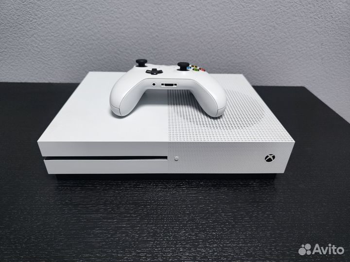 Xbox One S