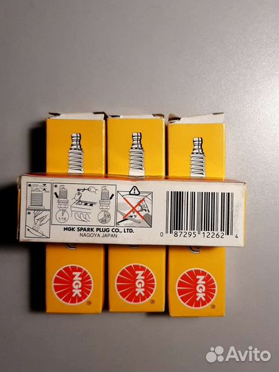 Свечи зажигания NGK 2262. (приветствуется торг)