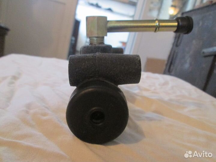 Цилиндр сцепления на Isuzu Forward