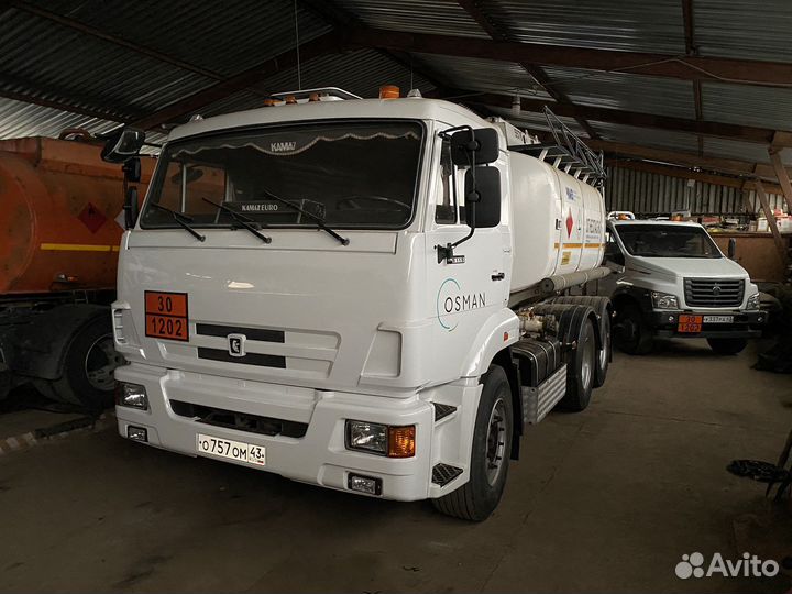 Услуги бензовозов, топливозаправщиков