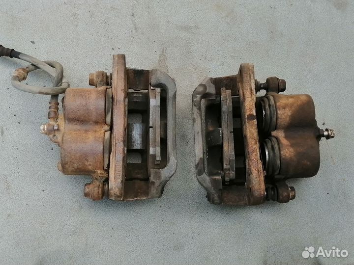 Суппорт тормозной передний Mazda CX 7 2007-2012