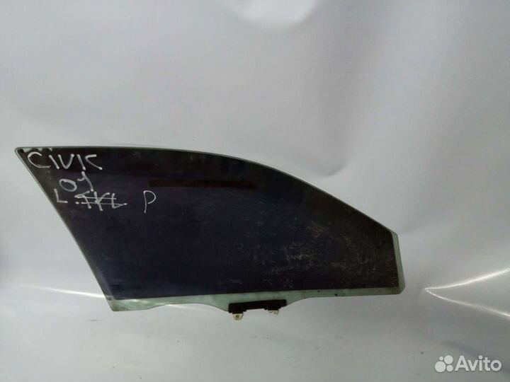 Honda Civic 2001. Г. стекло левой передней двери