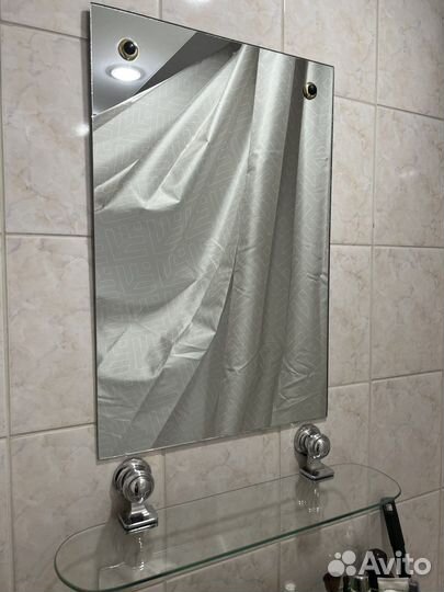 Зеркало в ванную. Полка для ванной