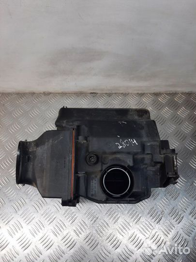 Корпус воздушного фильтра Renault Clio хэтчбэк 3