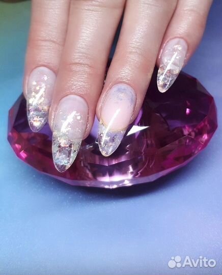 Наращивание ногтей