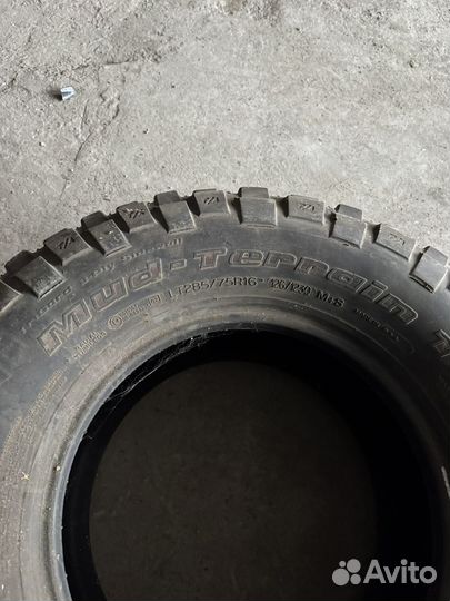 Bfgoodrich Mud-Terrain T/A KM2 285/75 R16
