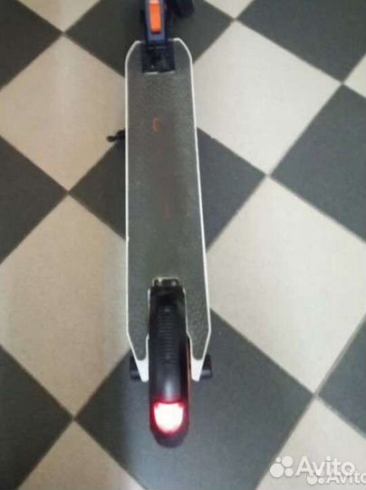 Самокат взрослый электрический бу