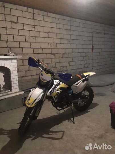 Мотоцикл zuumav 250