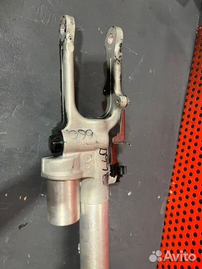 Амортизатор передний правый Mercedes-Benz G W464