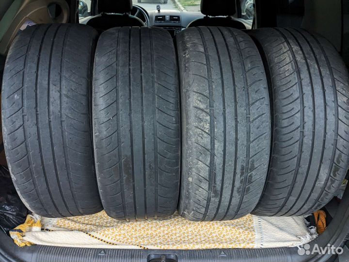 Kumho Ecsta SPT KU31 215/55 R17 94W