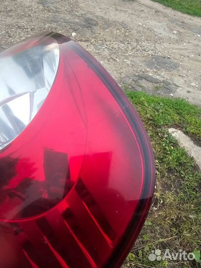 Фонарь Volkswagen Golf Plus 2012