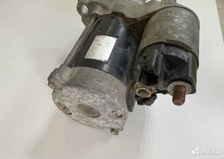 Стартер Toyota Noah Avensis Isis Alphard