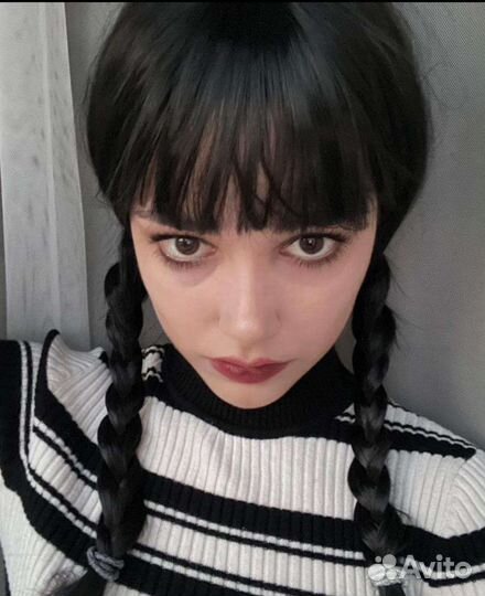 Парик черный с челкой