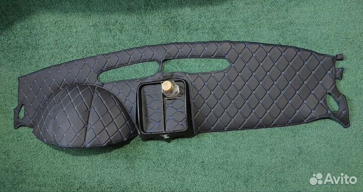 Накидка на панель приборов