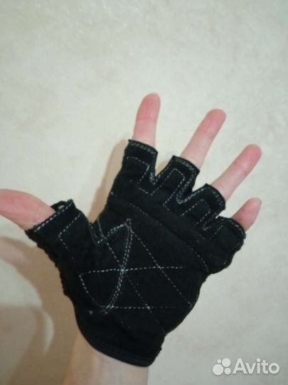 Продам перчатки для фитнеса