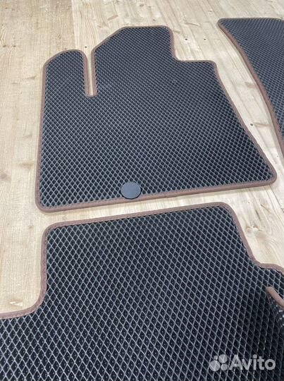 Автоковрики EVA для Hyundai Santa Fe 2005-2010