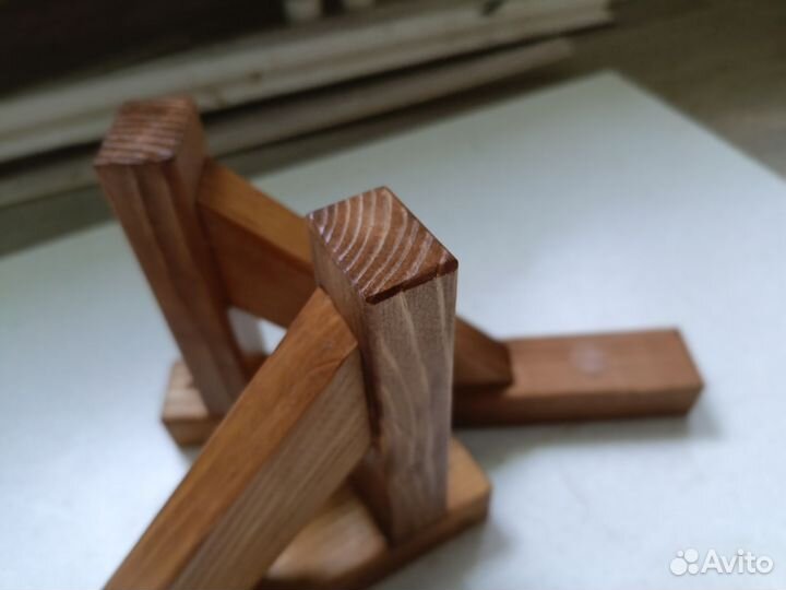 Кронштейны деревянные для полок