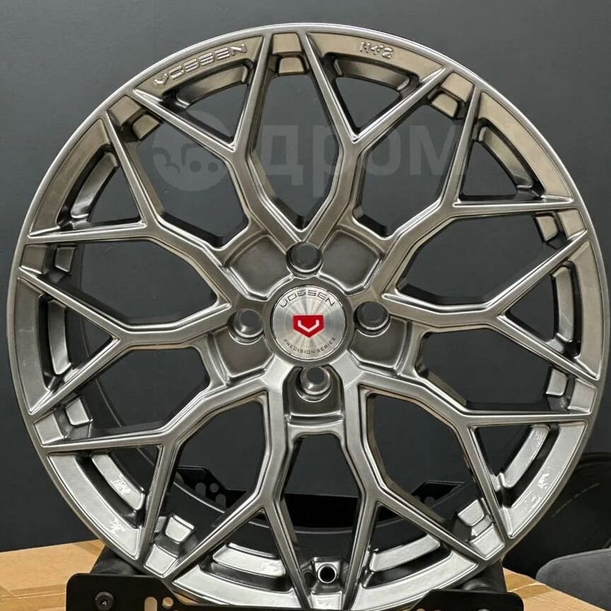 Литые диски Vossen HF2 7.5×R17 4×100