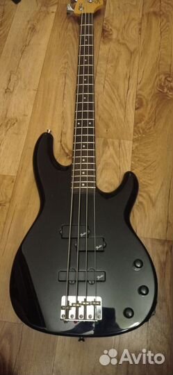 Бас гитара Fender Squier Precision Bass SPJ-39