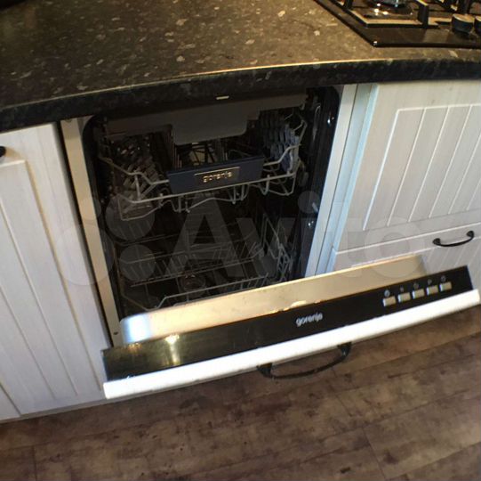 2-к. квартира, 60 м², 2/4 эт.