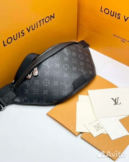 Сумка на пояс Louis Vuitton Discovery Premium