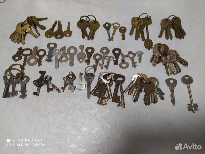 Ключи от дверных замков