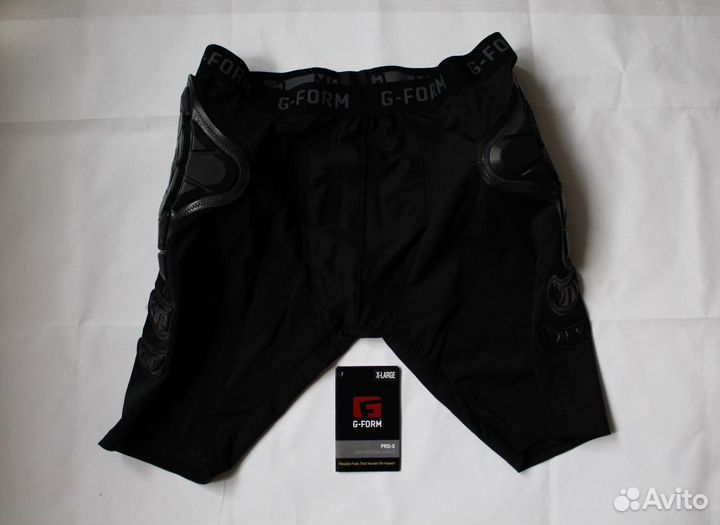 G-form compression shorts