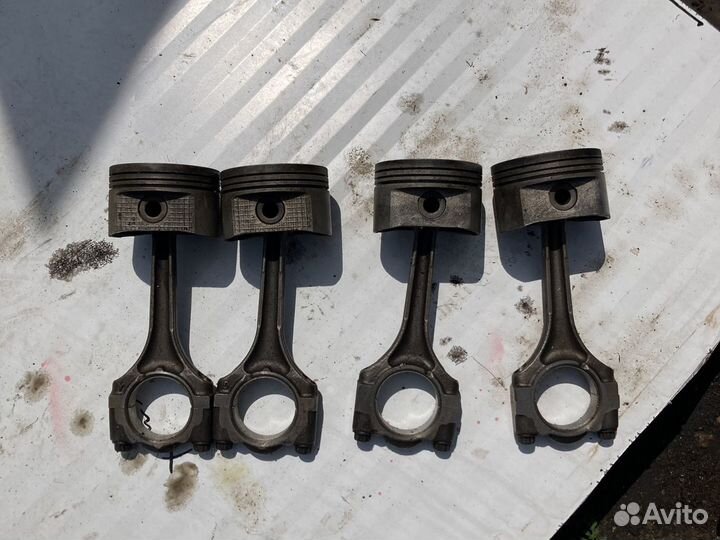 Поршень с шатуном K3VE