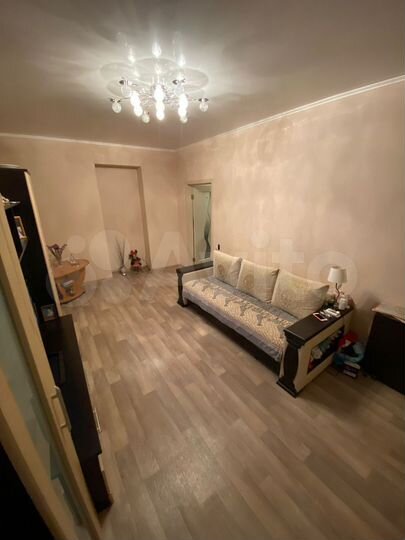 Комната 36 м² в 5-к., 3/4 эт.